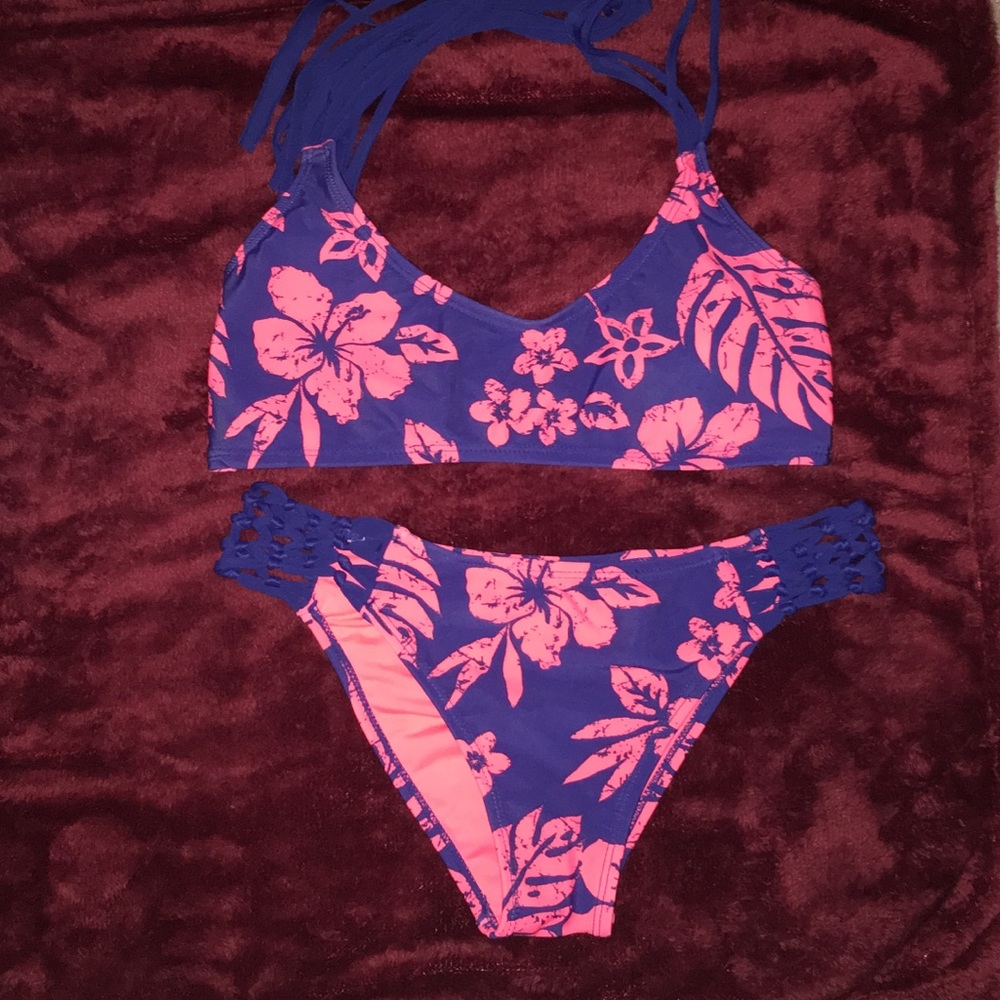 *FOR A TRADE*